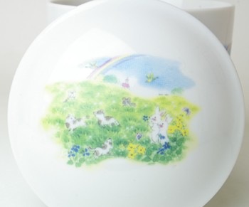 草原と虹