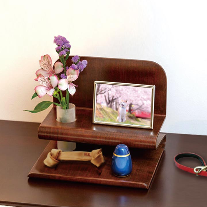 写真立て、花瓶付きですぐに使えるペット仏壇セット